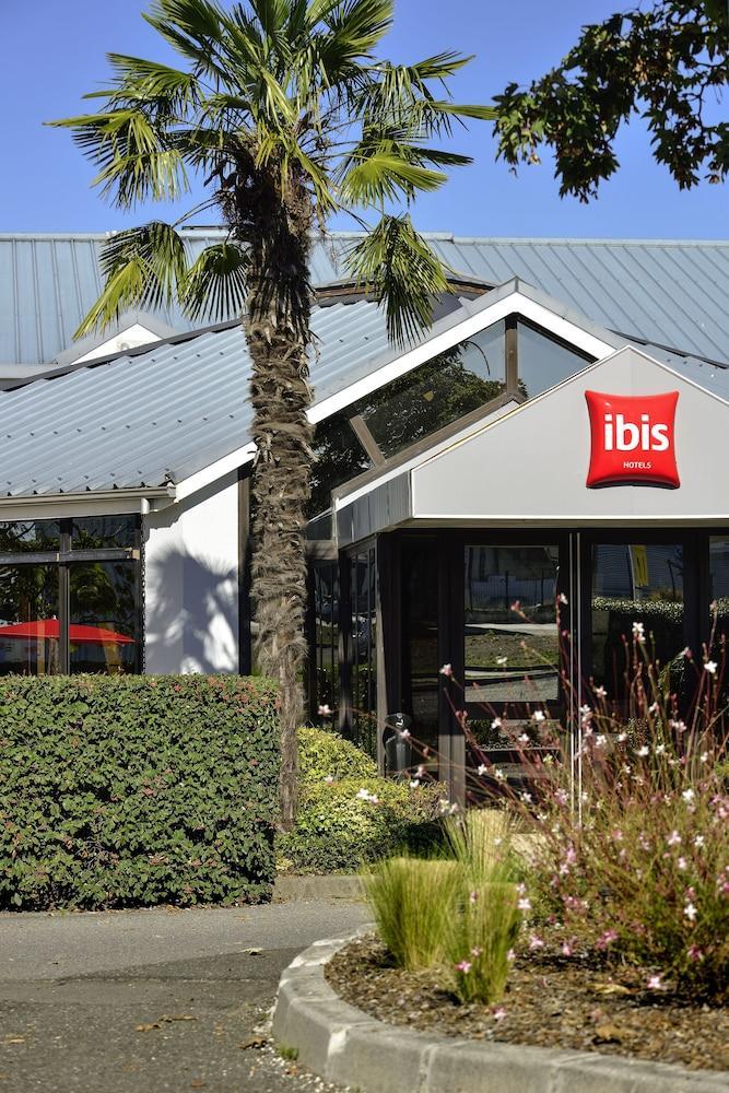 Готель Ibis Angouleme Nord Champniers  Екстер'єр фото