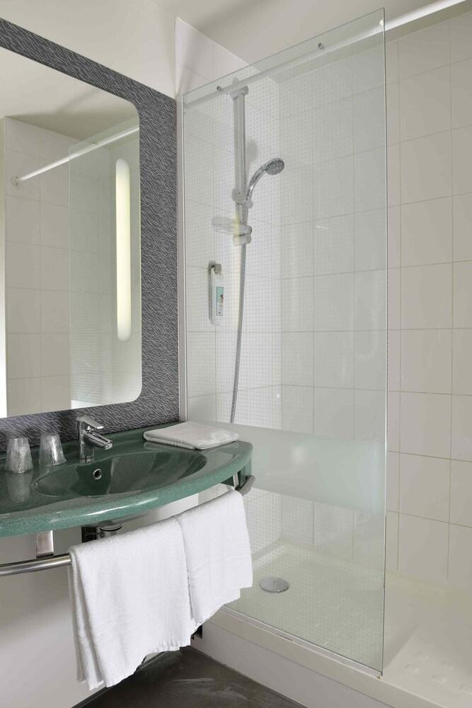 Готель Ibis Angouleme Nord Champniers  Екстер'єр фото